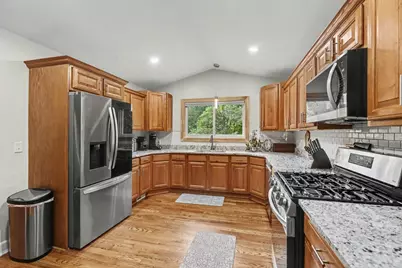 37454 Eagle Drive, Livonia, MI 48150 - Photo 3