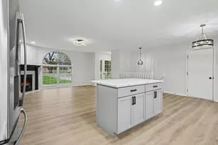 676 N 10th St, Plainwell, MI 49080 - Photo 7