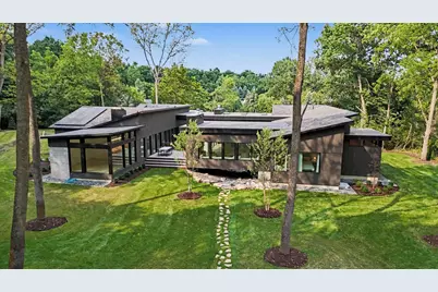 3657 Knoll Creek Court, Ann Arbor, MI 48105 - Photo 3