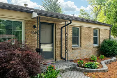 1036 N Maple Road, Ann Arbor, MI 48103 - Photo 1