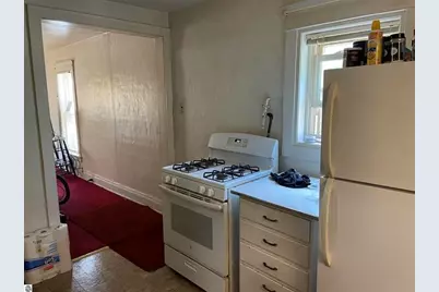 314 E Pine Street, Cadillac, MI 49601 - Photo 17