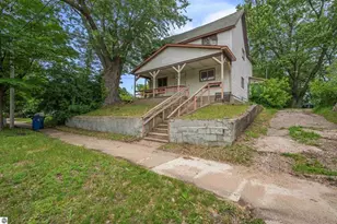 314 E Pine St, Cadillac, MI 49601 - Photo 25