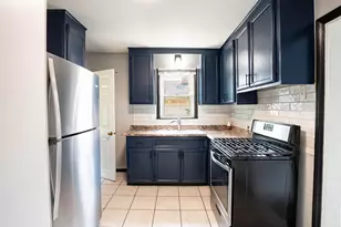24300 Melrose Ave, Eastpointe, MI 48021 - Photo 11