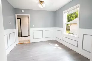24300 Melrose Ave, Eastpointe, MI 48021 - Photo 7