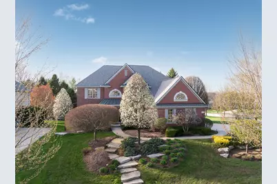 2910 N Addison Circle N, Rochester, MI 48306 - Photo 1