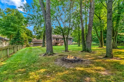 16 Goodrich Avenue, Hillsdale, MI 49242 - Photo 7