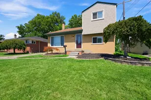 31040 Stephen Ave, Westland, MI 48185 - Photo 3