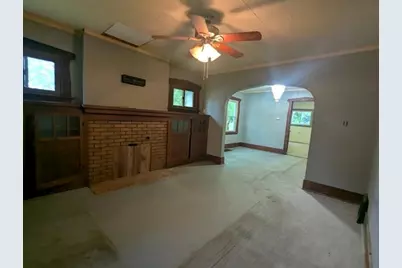 140 W Addison Street, Jackson, MI 49203 - Photo 3