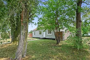 2304 Dyson St, Muskegon Heights, MI 49444 - Photo 3