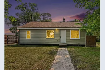 2304 Dyson Street, Muskegon Heights, MI 49444 - Photo 1
