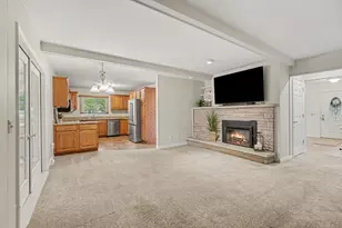 6347 Trotwood St, Portage, MI 49024 - Photo 11