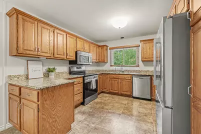 6347 Trotwood Street, Portage, MI 49024 - Photo 9