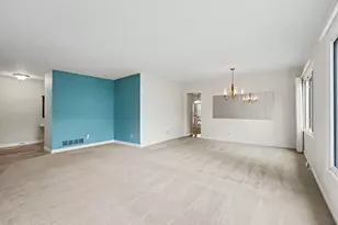 6347 Trotwood St, Portage, MI 49024 - Photo 7