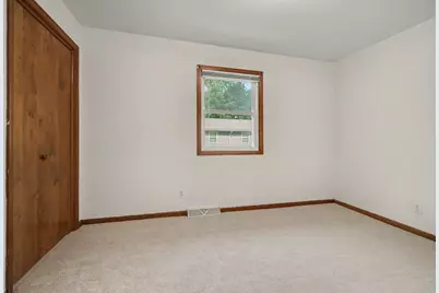 875 Andover Court SE, Kentwood, MI 49508 - Photo 9
