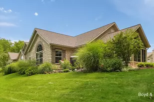 5279 Fawn Creek Dr SW, Wyoming, MI 49418 - Photo 1