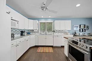 1140 Edgewater Terrace, South Haven, MI 49090 - Photo 13