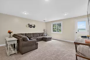 584 Gardenview Dr SW, Byron Center, MI 49315 - Photo 23