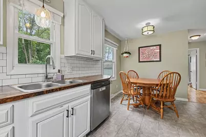 1678 Stonewood Drive SE, Lowell, MI 49331 - Photo 9