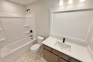 8332 Kettle Oak Dr SE, Alto, MI 49302 - Photo 17