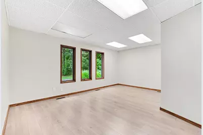 7 & 9 Heritage Oak Lane #4, Battle Creek, MI 49015 - Photo 3