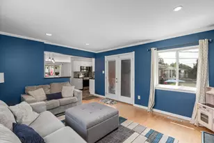 10115 Bassett St, Livonia, MI 48150 - Photo 7