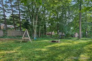 415 Hastings St, Allegan, MI 49010 - Photo 15