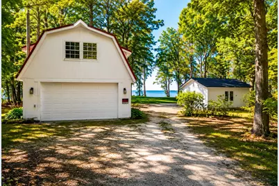 1722 Lake Michigan Drive, Fennville, MI 49408 - Photo 5