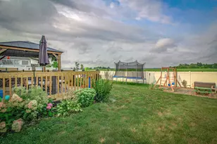1742 Burr Pond Ln, Vicksburg, MI 49097 - Photo 7