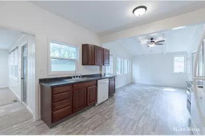 636 Hackett Street, Ionia, MI 48846 - Photo 25