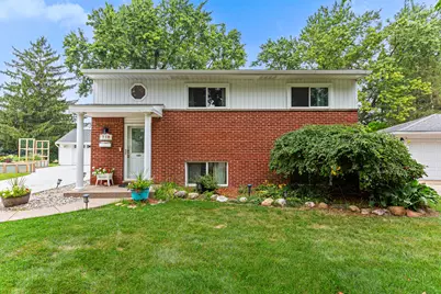 718 Panorama, Milford, MI 48381 - Photo 1