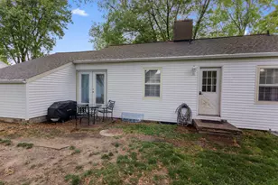3425 Cambridge Ave, Jackson, MI 49203 - Photo 5