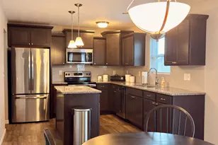 1671 Sunny Glen Dr SE, Caledonia, MI 49316 - Photo 5