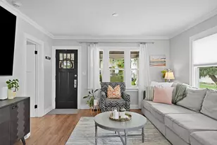 9 Dean St NE, Grand Rapids, MI 49505 - Photo 13