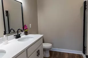 8463 Oak Shade Cir, Davison, MI 48423 - Photo 19