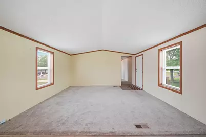 181 Newbury, Adrian, MI 49221 - Photo 7
