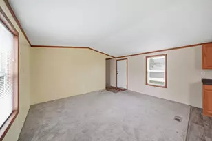 181 Newbury, Adrian, MI 49221 - Photo 5