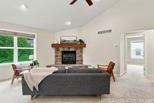 7483 Medinah Dr, Hudsonville, MI 49426 - Photo 5