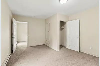 106 N Summit Street, Ypsilanti, MI 48197 - Photo 11