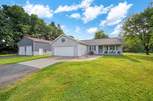 2777 Blackman Rd, Jackson, MI 49201 - Photo 3