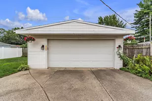 35075 Sansburn St, Westland, MI 48186 - Photo 37