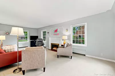 445 W Lawrence Avenue, Zeeland, MI 49464 - Photo 9