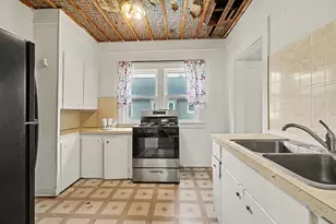 20 Summer St, Battle Creek, MI 49015 - Photo 7