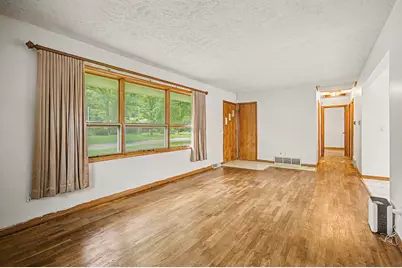 808 Jones Street, Marshall, MI 49068 - Photo 3
