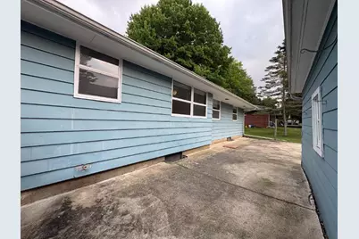 808 Jones Street, Marshall, MI 49068 - Photo 5