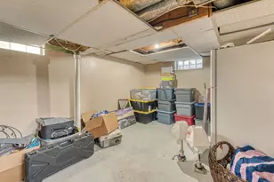 214 Cleveland St, Trenton, MI 48183 - Photo 19