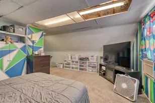214 Cleveland St, Trenton, MI 48183 - Photo 17