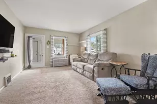 5403 36th Ave SW, Hudsonville, MI 49426 - Photo 5
