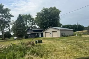 21011 23 Mile Rd, Olivet, MI 49076 - Photo 33
