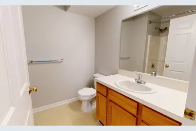 2767 S Knightsbridge Circle, Ann Arbor, MI 48105 - Photo 17