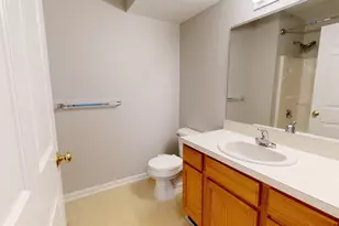 2767 S Knightsbridge Cir, Ann Arbor, MI 48105 - Photo 17